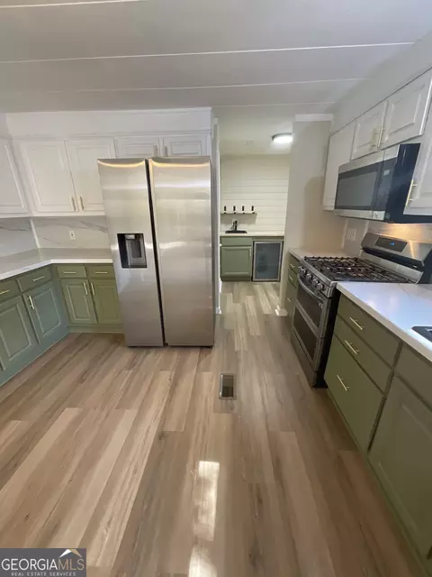 Kitchen - 369 Lanier Rd, Thomaston, GA 30286 photo 2 of 5