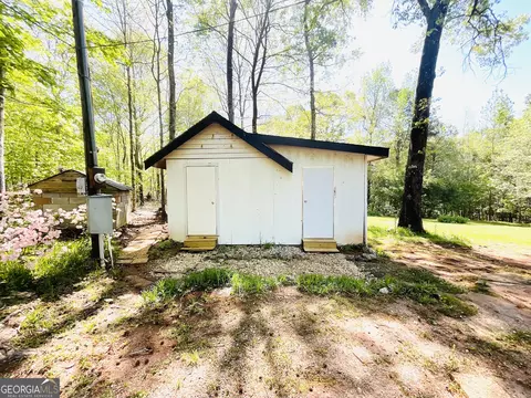 Exterior - 369 Lanier Rd, Thomaston, GA 30286 photo 6 of 7