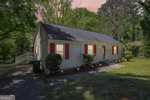 2488 Glendale Cir SE, Smyrna, GA 30080