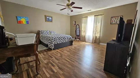 Bedroom - 391 Maple Ridge Dr, Jackson, GA 30233 photo 3 of 3