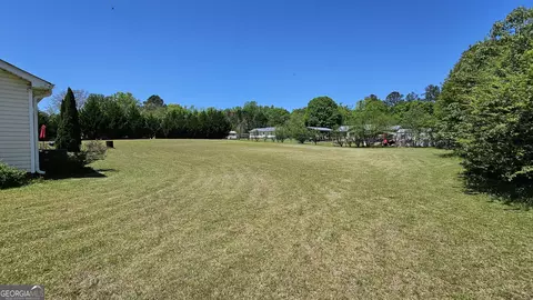Exterior - 391 Maple Ridge Dr, Jackson, GA 30233 photo 7 of 7