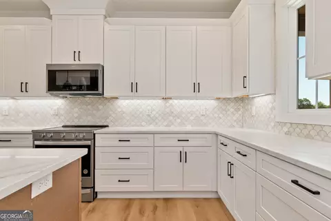 Kitchen - 4711 H D Atha Rd, Covington, GA 30014 photo 3 of 3