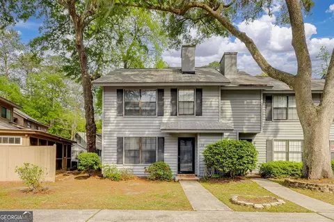 33 Hidden Lake Ct, Savannah, GA 31419