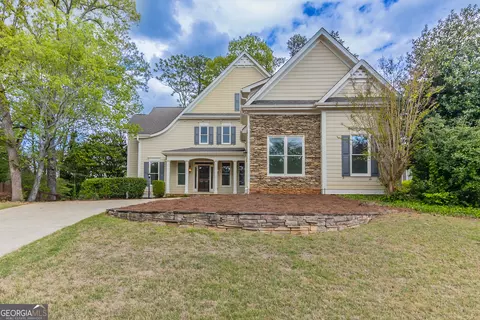 1209 Fenmore Hall Dr, Powder Springs, GA 30127