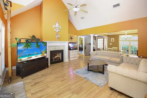 Living - 133 Copper Creek Dr, Lagrange, GA 30240 photo 3 of 3