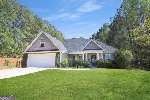 133 Copper Creek Dr, Lagrange, GA 30240