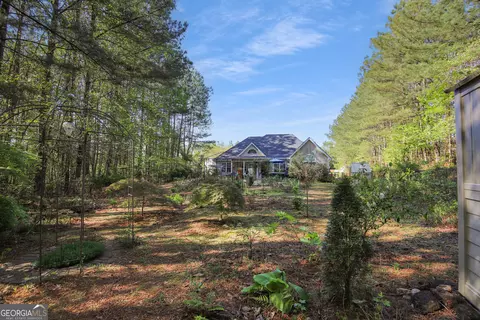 Exterior - 133 Copper Creek Dr, Lagrange, GA 30240 photo 3 of 8