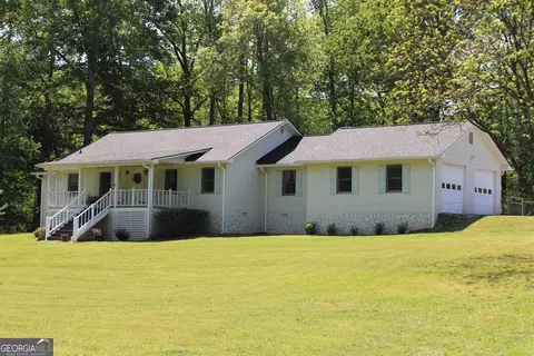 288 Trickum Creek Rd, Tyrone, GA 30290