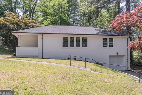 810 Parkway Dr SE, Smyrna, GA 30080