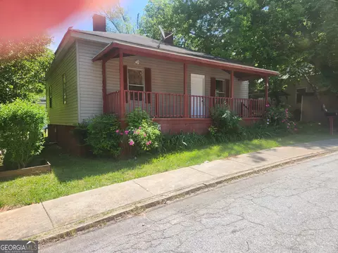 4 Maple St, Porterdale, GA 30014