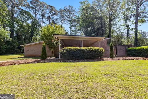 Exterior - 721 Ridgecrest Rd, Lagrange, GA 30240 photo 5 of 13