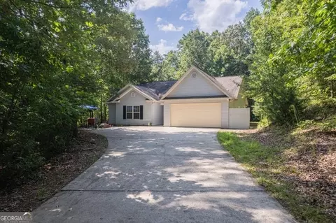 197 Woodcrest Dr, Clarkesville, GA 30523