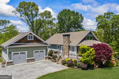 65 Edwards Pl, Toccoa, GA 30577