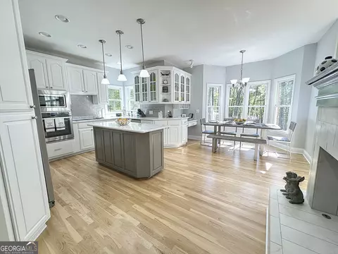 Kitchen - 305 Canterbury Dr, Lagrange, GA 30241 photo 2 of 4