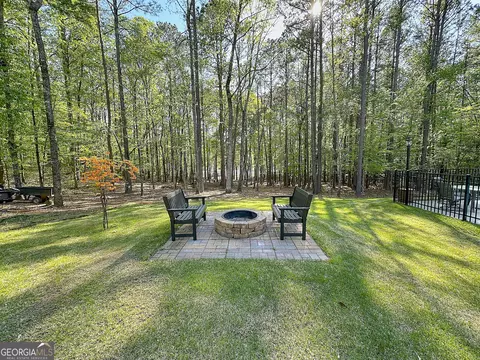 Exterior - 305 Canterbury Dr, Lagrange, GA 30241 photo 8 of 8