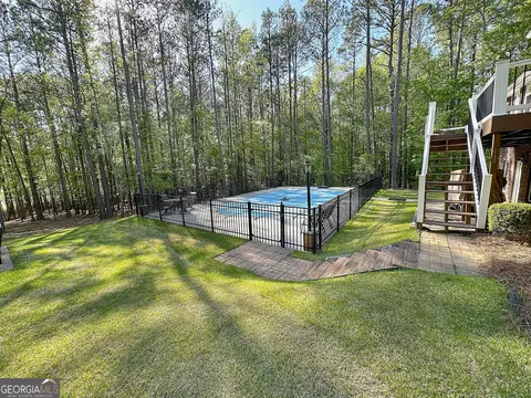 Exterior - 305 Canterbury Dr, Lagrange, GA 30241 photo 7 of 8
