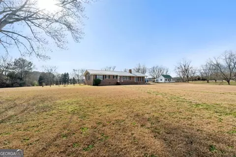 37 Adams Rd, Meansville, GA 30256
