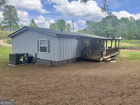 261 S Red Rock Rd, Toccoa, GA 30577 photo 4