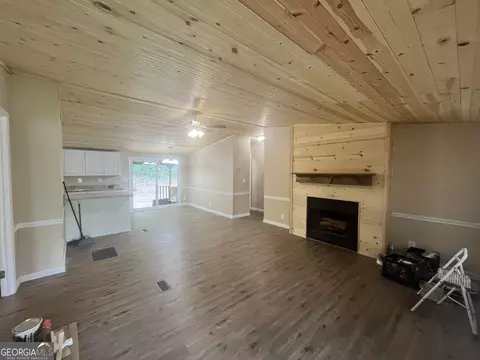 261 S Red Rock Rd, Toccoa, GA 30577 photo 7