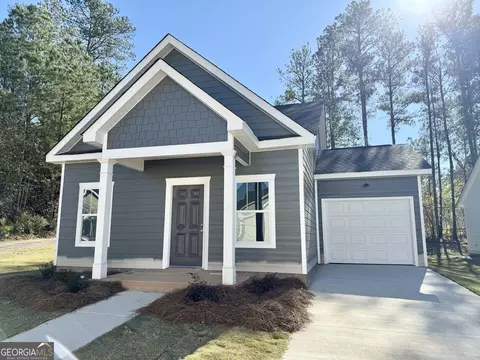 209 Lenox Cir, Lagrange, GA 30241