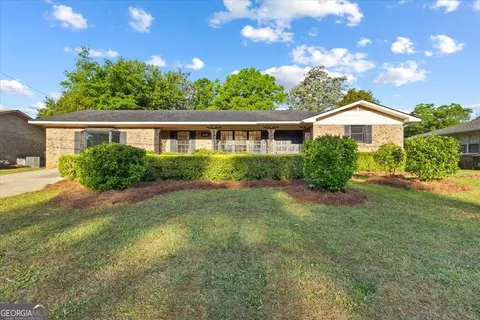 513 Clemson Dr, Warner Robins, GA 31093