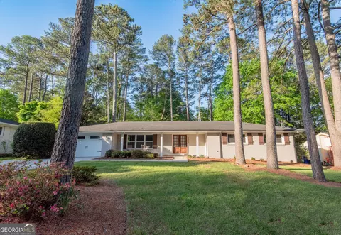 2903 Bonanza Dr, Decatur, GA 30033