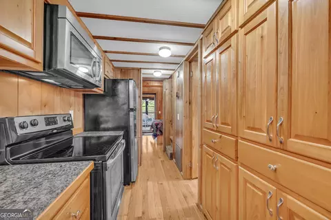 Entry Way - 220 Falls View Rd, Dillard, GA 30537 photo 3 of 5