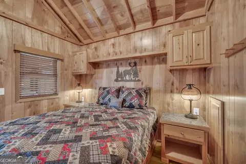 Bedroom - 220 Falls View Rd, Dillard, GA 30537 photo 4 of 5