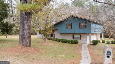 756 Russton Dr, Waycross, GA 31503