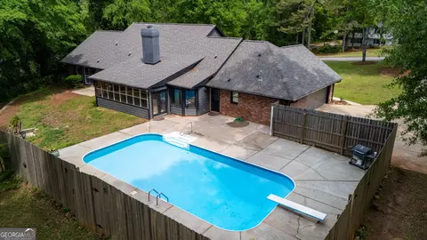 Exterior - 106 Powers Ct, Lagrange, GA 30240 photo 11 of 11