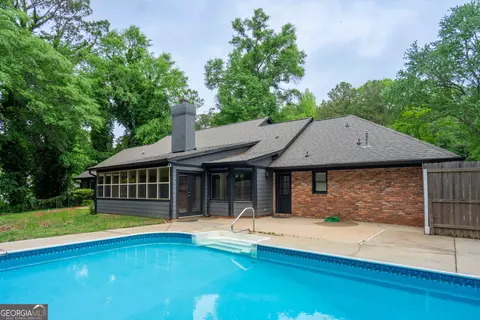 Exterior - 106 Powers Ct, Lagrange, GA 30240 photo 10 of 11