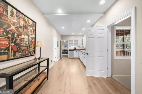Entry Way - 896 Moss Patch Trl, Jasper, GA 30143 photo 3 of 5