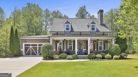 42 W Shore Trce, Newnan, GA 30263