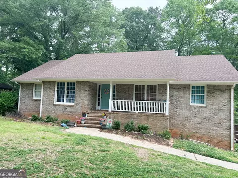15 Laurelwood Cir, Griffin, GA 30224
