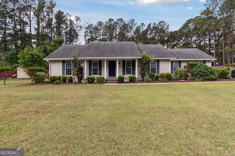 2537 Westover Dr, Statesboro, GA 30458
