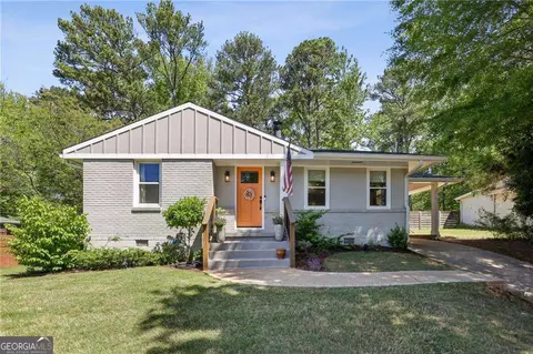 1079 Pinedale Dr SE, Smyrna, GA 30080