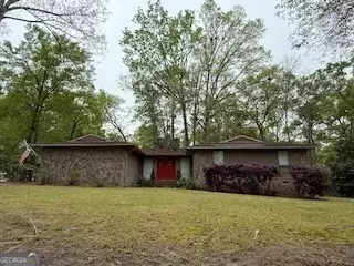 401 Barfield Ct, Dublin, GA 31021