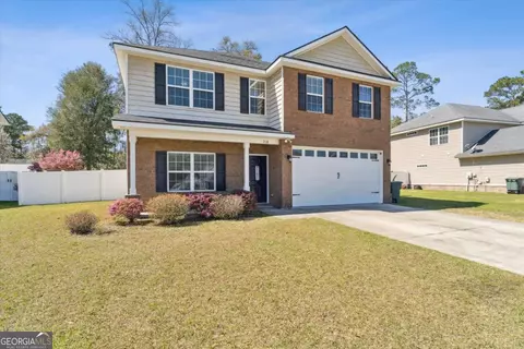 718 Eden Ln, Hinesville, GA 31313