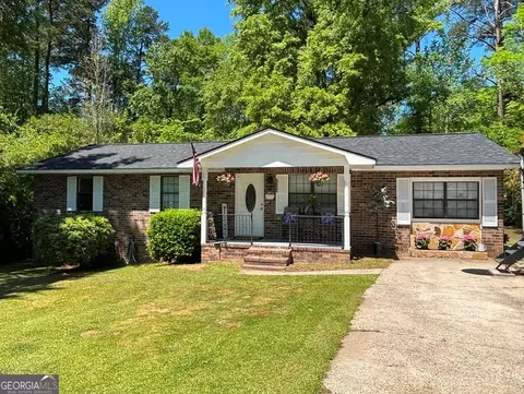 2290 Prince Ct, Milledgeville, GA 31061