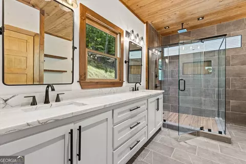Bath - 394 Mountain Trce, Cherry Log, GA 30522 photo 1 of 13