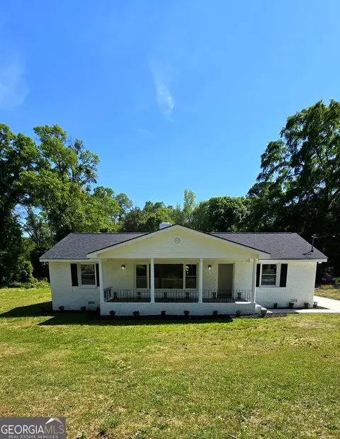 109 Bowers St, Royston, GA 30662