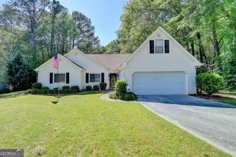 4735 Rabbit Farm Rd, Loganville, GA 30052