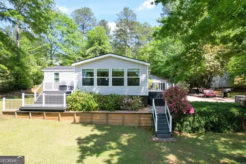 153 Edgewater Dr, Eatonton, GA 31024