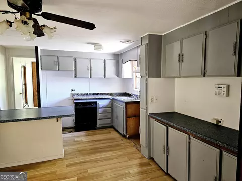Kitchen - 137 Virginia East Ave, Macon, GA 31217 photo 1 of 1