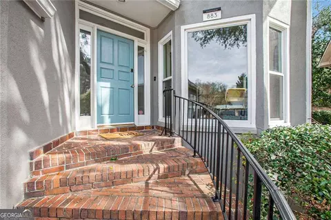 883 Heritage Pl, Decatur, GA 30033
