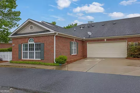 509 Sawnee Corners Dr, Cumming, GA 30040