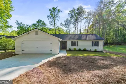 527 Brookview Trl, Lawrenceville, GA 30044