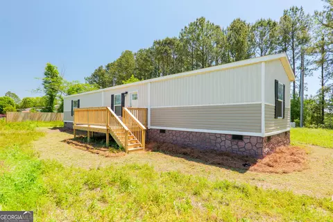66 Eason Stalvey Rd, Hahira, GA 31632
