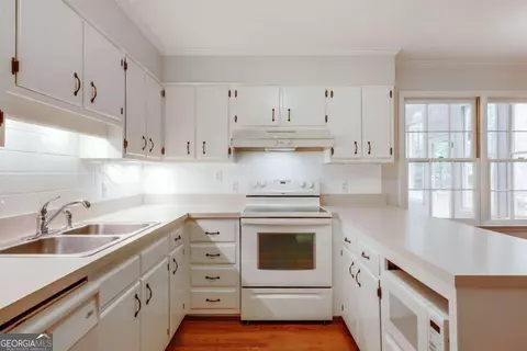 Kitchen - 230 Moss Side Dr, Athens, GA 30607 photo 1 of 4