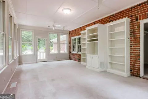 Living - 230 Moss Side Dr, Athens, GA 30607 photo 5 of 8